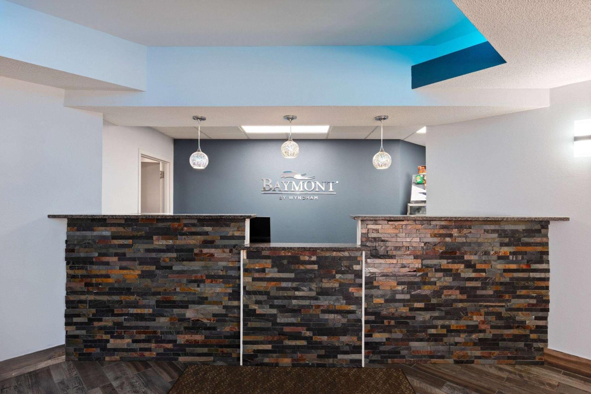 Hotel Baymont By Wyndham Creedmoor Exteriér fotografie